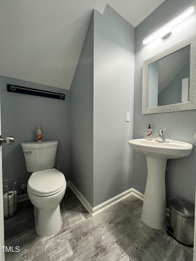 8836 Thornton Garden Ln, Raleigh, NC 27616 - photo 14