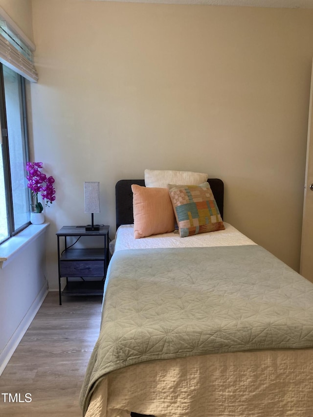 500 Umstead Dr Unit D307, Chapel Hill, NC 27516 - bedroom with wood finished floors and baseboards