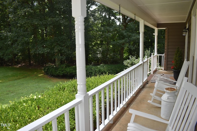 9 Pinecourt Dr, Siler City, NC 27344 - view of covered porch