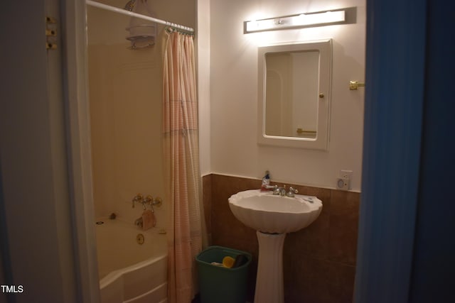 9 Pinecourt Dr, Siler City, NC 27344 - bathroom with shower / bath combination with curtain and a sink