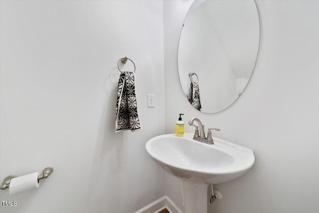 1848 Stagecoach Trl, Wendell, NC 27591 - bathroom featuring a sink