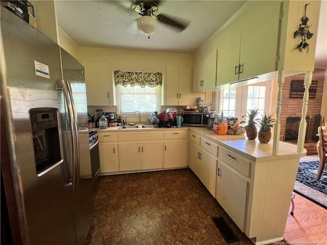 510 Arrington St, Rowland, NC 28383 - photo 3
