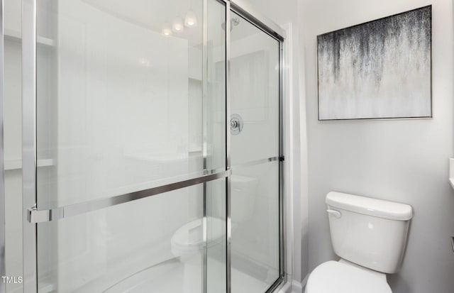 1516 Tamarisk Ln, Durham, NC 27703 - bathroom with toilet and a shower stall