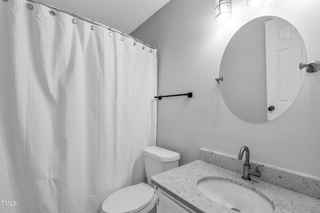 2233 Alpine Rd, Durham, NC 27707 - full bath featuring vanity and a shower with curtain