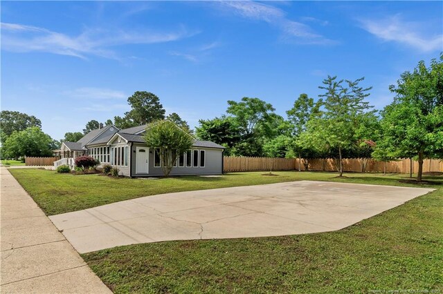 705 Bullard St, Roseboro, NC 28382 - photo 2