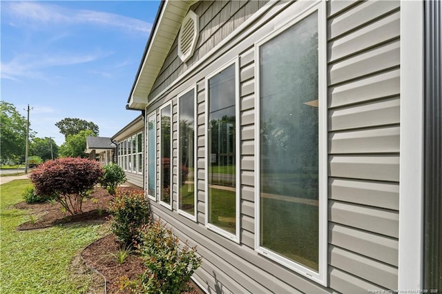 705 Bullard St, Roseboro, NC 28382 - photo 10