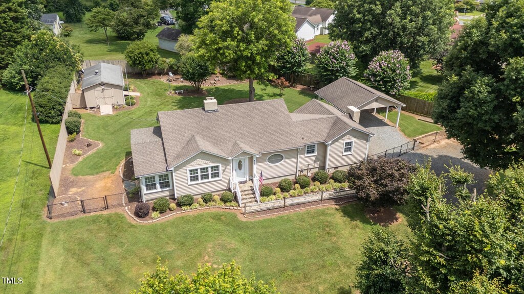 409 Trail Two, Burlington, NC 27215 - photo 1