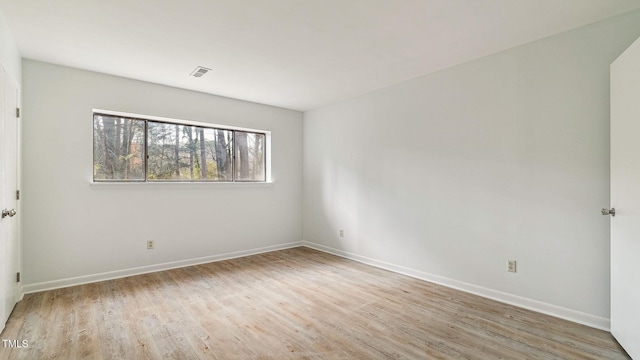 550 Pine Ridge Pl, Raleigh, NC 27609 - unfurnished room featuring light wood-type flooring and baseboards