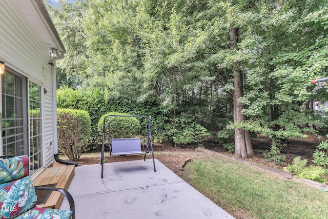 5513 Enoree Ln, Raleigh, NC 27616 - view of patio / terrace