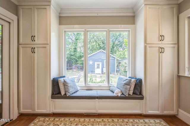 1213 Pierce St, Raleigh, NC 27605 - living area with crown molding and wood finished floors