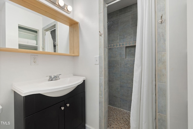 700 Tinkerbell Rd, Chapel Hill, NC 27517 - bathroom with vanity and tiled shower