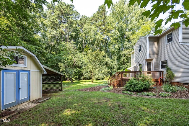 3104 Braywood Ct, Apex, NC 27539 - view of grassy yard with a deck