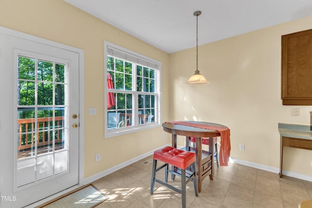 2114 Baycourt Trl, Hillsborough, NC 27278 - dining area featuring baseboards