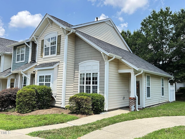 1121 Hamlet Park Dr, Morrisville, NC 27560 - photo 1