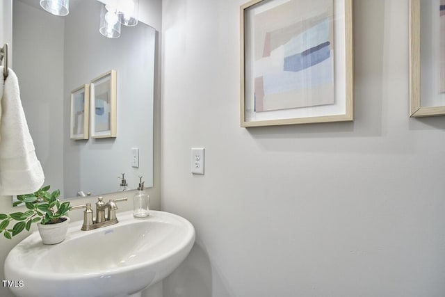 1004 Citadel Ave, Durham, NC 27713 - bathroom with a sink