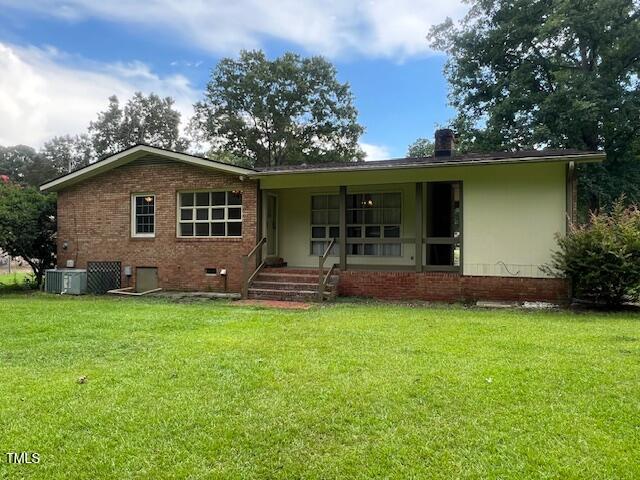 712 W J St, Erwin, NC 28339 - photo 23