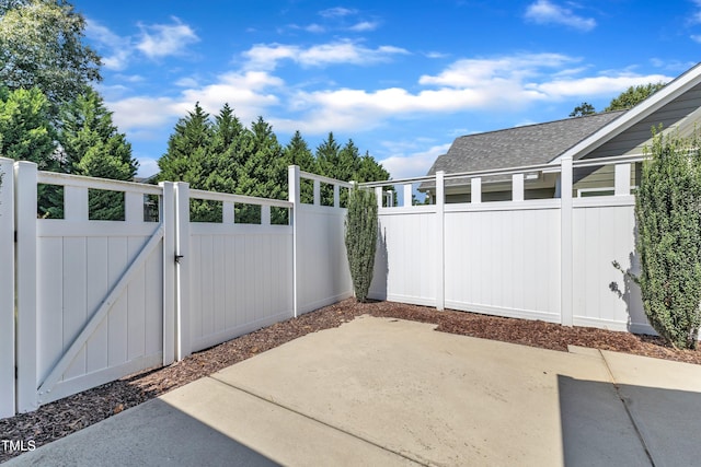 936 Blue Bird Ln, Wake Forest, NC 27587 - view of patio with a gate