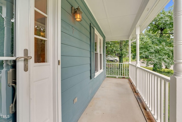 7 Nadeau Ct, Durham, NC 27704 - view of porch