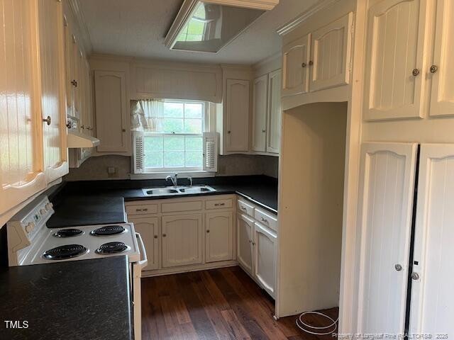 1116 Friendly Rd, Dunn, NC 28334 - photo 2