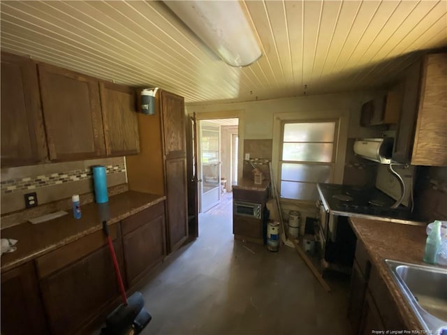 4989 Bethune Dr, Linden, NC 28356 - photo 39