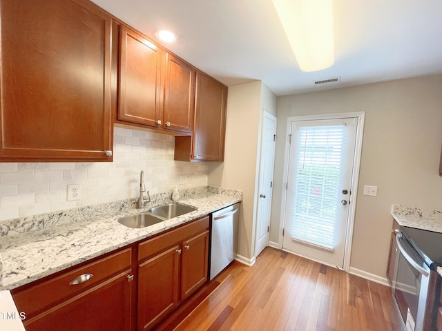 9819 Castain Dr, Raleigh, NC 27617 - photo 4