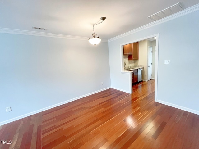 9819 Castain Dr, Raleigh, NC 27617 - photo 6