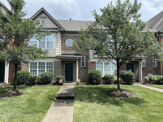 9819 Castain Dr, Raleigh, NC 27617 - photo 1