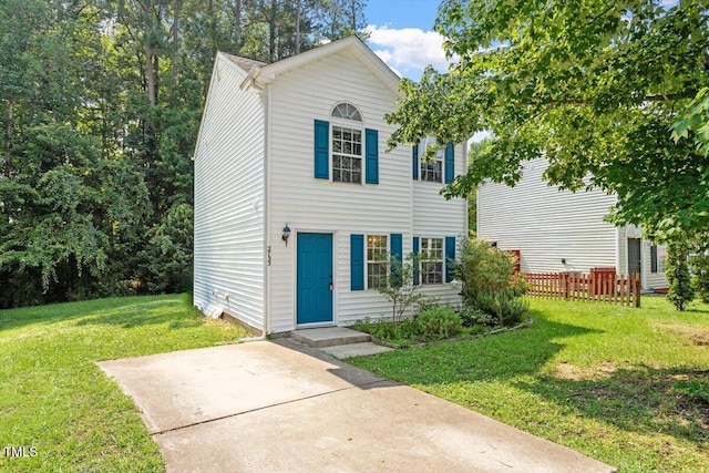 2733 Midway Park Ct, Raleigh, NC 27610 - view of front of property with a front yard