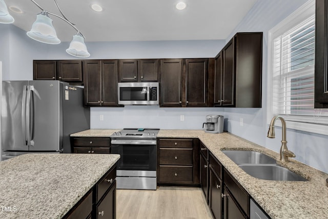 239 Cullen Ct, Clayton, NC 27520 - photo 11