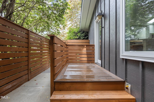 3033 Sylvania Dr, Raleigh, NC 27607 - view of stairs
