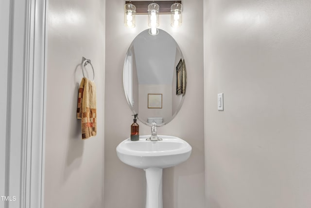 2700 Banks Lake Ct, Fuquay Varina, NC 27526 - view of bathroom