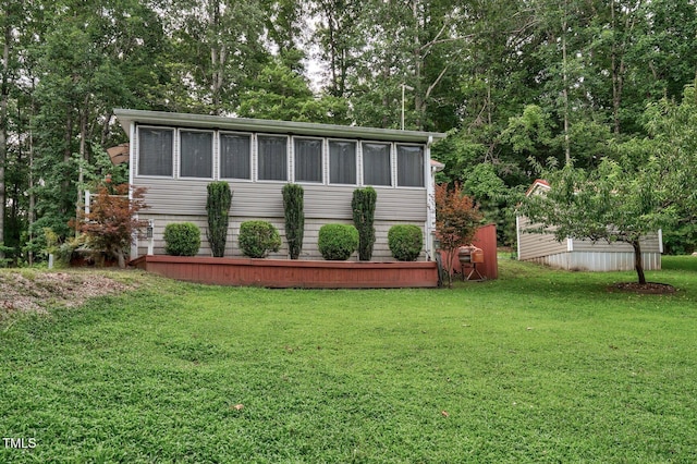 196 Red Wing Dr, Louisburg, NC 27549 - view of front of property with a front yard