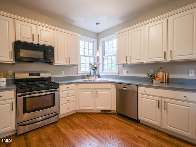 200 Purple Leaf Pl, Carrboro, NC 27510 - photo 4