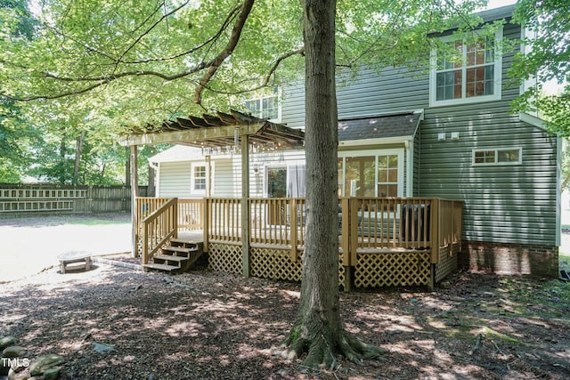 10 Biltmore Pl, Durham, NC 27712 - rear view of house with a wooden deck and a pergola