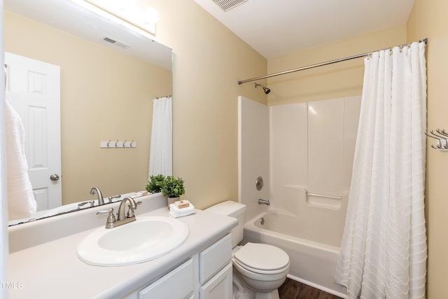 10 Biltmore Pl, Durham, NC 27712 - full bathroom featuring vanity, shower / bath combination with curtain, and wood finished floors