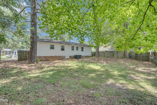 1220 Blarney Ct, Raleigh, NC 27610 - view of fenced yard