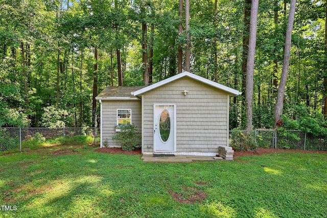 116 Seminole Dr, Louisburg, NC 27549 - view of outbuilding featuring a fenced backyard