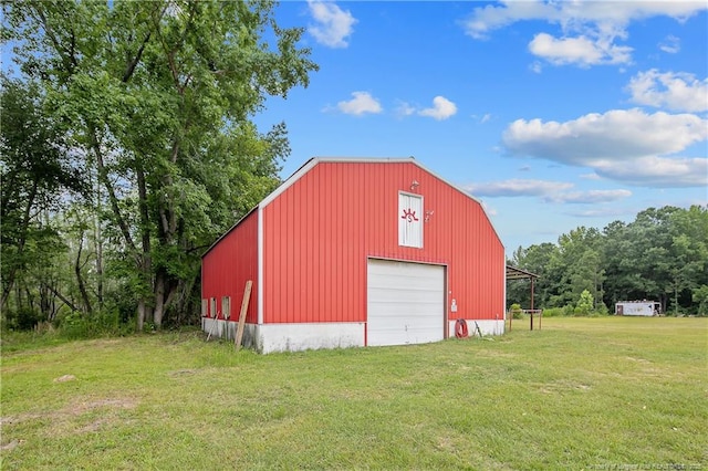 7655 Lucinda Ln, Linden, NC 28356 - view of pole building featuring a yard
