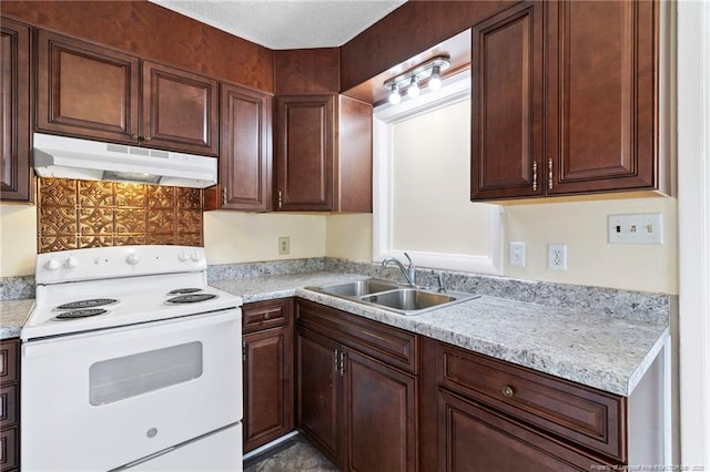 1703 Gardenia Ave, Fayetteville, NC 28311 - photo 10