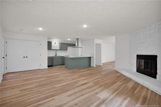 6541 Green Meadow Rd, Fayetteville, NC 28304 - photo 13