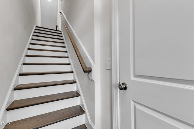 2849 Dallas Valley Ln, Apex, NC 27502 - view of stairway