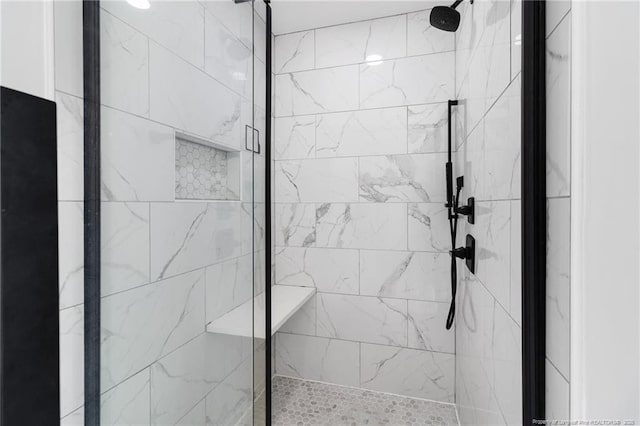 412 Stable Ct, Linden, NC 28356 - bathroom with tiled shower