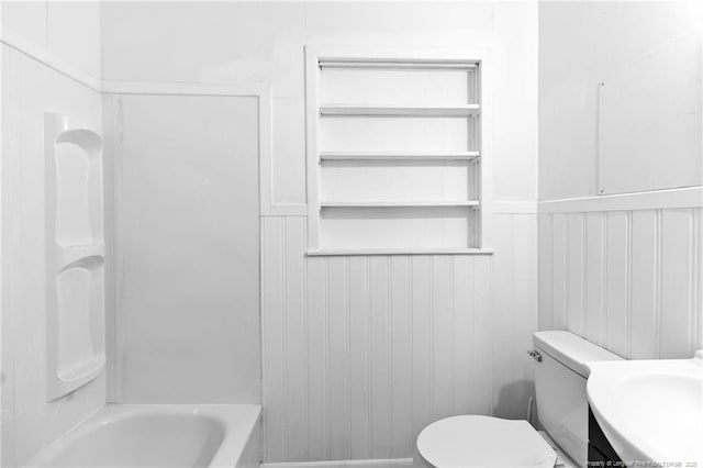 1109 Chesterfield Dr, Fayetteville, NC 28305 - full bath with vanity and shower / washtub combination