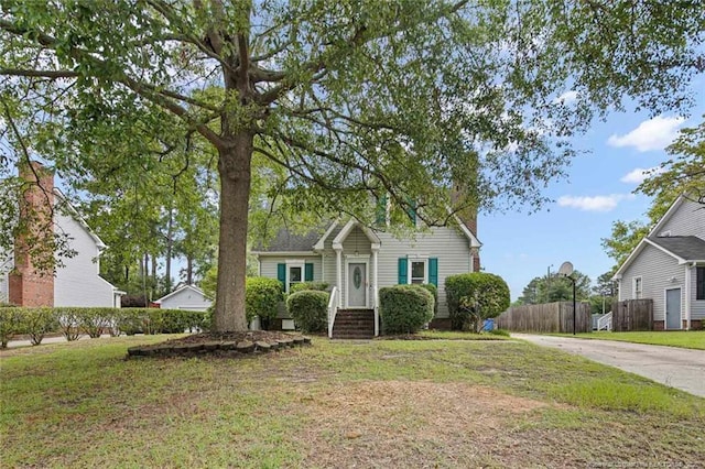 3464 Mcchoen Dr, Fayetteville, NC 28311 - view of front of house with driveway