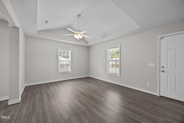 1207 Davenport St, Greenville, NC 27834 - photo 5