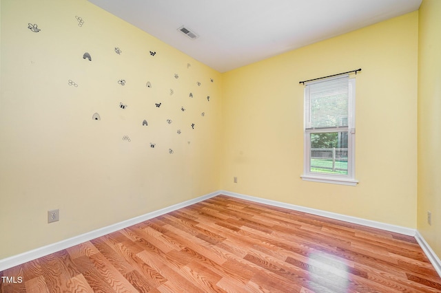 6 Blake Ct, Durham, NC 27712 - spare room with light wood-type flooring