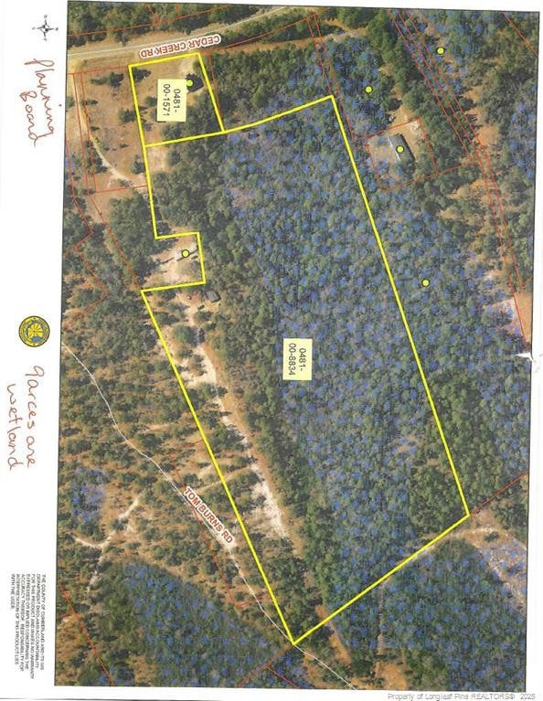 8421 Cedar Creek Rd, Fayetteville, NC 28312 - aerial map of property and surrounding area featuring property boundaries highlighted