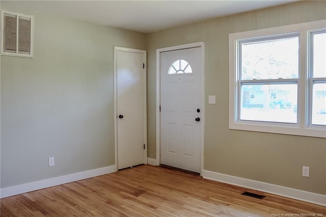 1825 Camelot Dr, Fayetteville, NC 28304 - photo 7