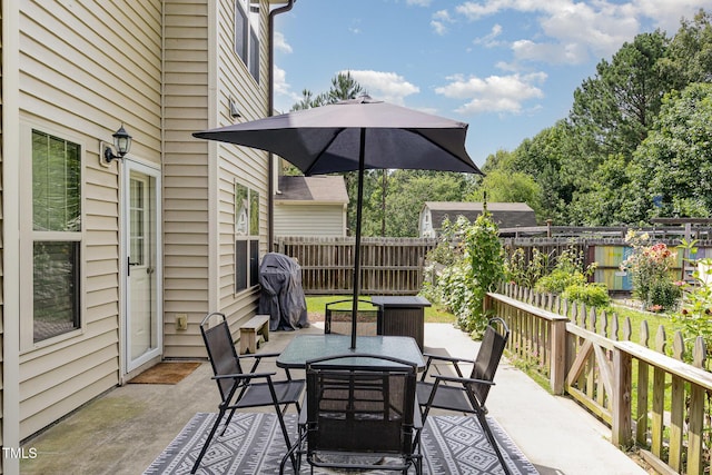 118 Truss Way, Durham, NC 27704 - view of patio with outdoor dining space