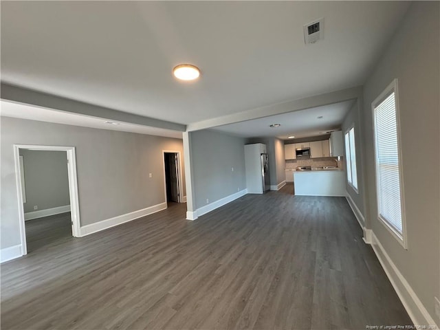 304 S Patterson St, Maxton, NC 28364 - photo 4